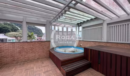 Casa sobreposta alta à venda, 3 quartos, 1 suíte, 2 vagas, Vila Belmiro - Santos/SP