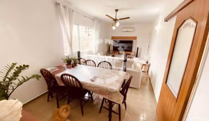 Apartamento a venda com 3 Dormitórios com garagem fechada em Santos, localizado na Aparecida.