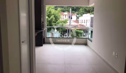 SOBREPOSTA ALTA recém-construída, com 3 suites, 1 lavabo, varanda gourmet à venda no Marapé