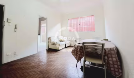 Apartamento à VENDA em Rua Tranquila no Macuco - Santos/SP.