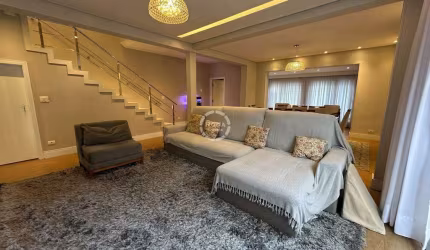 Luxuosa Casa à Venda em Santos | 4 Dormitórios sendo 3 suítes | 316,39m² - PORTEIRA FECHADA
