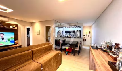 Apartamento à Venda na Ponta da Praia PORTEIRA FECHADA.