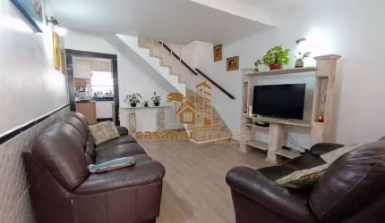Sobrado à Venda com 3 Quartos e 128m², Bairro Santa Paula