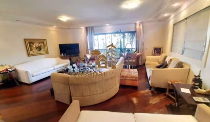 Amplo Apartamento à Venda com 242m², 4 Quartos e 4 Vagas no Santo Antônio