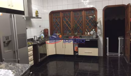 Sobrado com 3 dorms, Vila Rosália, Guarulhos - R$ 2.5 mi, Cod: 8604