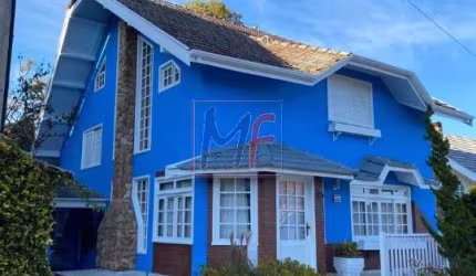 Excelente Casa em Condomínio em Campos do Jordão no bairro Vila Isabel,  220 m²  a.c., 3 dorms, (sendo 1 suíte), 1 vaga, lareira. REF: 17.695