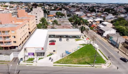 Loja para alugar, 64.30 m2 por R$4501.00  - Novo Mundo - Curitiba/PR