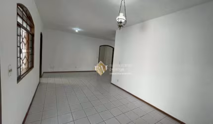 Casa Comercial a` Venda no Bairro Brasil – Oportunidade U´nica!