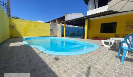 Casa  Duplex  Beira  Mar  5  Dormitórios  2  Suítes  à  Venda   239 m²    R$ 980.000,00 - Praia do Flamengo - Salvador/BA