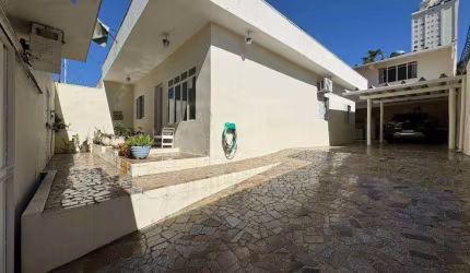 Casa térrea comercial ou residencial à venda, 240 m² at por R$ 1.200.000 Anhangabaú - Jundiaí/SP