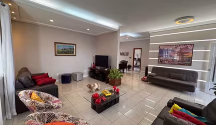 Casa térrea 4 quartos, 3 vagas em lote de 390m2 no Santa Amelia - CA3345
