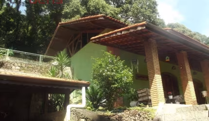 Sobrado Para Vender com 3 quartos 1 suítes no bairro Alpes de Caieiras em Caieiras