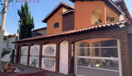 Sobrado Para Vender com 3 quartos 3 suítes no bairro Nova Caieiras em Caieiras