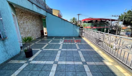 Sobrado Grande com Salão Comercial no Continental II Localização Privilegiada