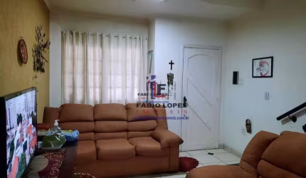 Sobrado com 3 dormitórios à venda, 80 m² por R$ 350.000 - Jardim do Estádio - Santo André/SP