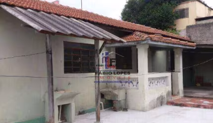 Casa com 2 dormitórios à venda, 241 m² por R$ 600.000 - Vila Helena - Santo André/SP