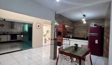 MARAVILHOSO SOBRADO Á VENDA / SANTO ANDRÉ / SP
