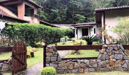 Casa à venda, 140 m² por R$ 585.000,00 - Chácara Paraíso - Nova Friburgo/RJ