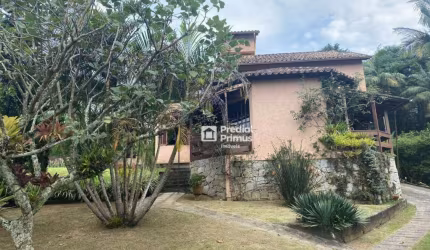 Casa com 3 dormitórios à venda, 337 m² por R$ 1.200.000,00 - Cascatinha - Nova Friburgo/RJ