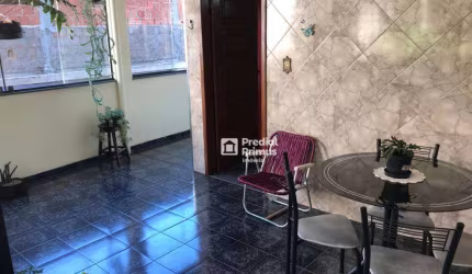 Casa com 2 dormitórios à venda, 116 m² por R$ 380.000,00 - Olaria - Nova Friburgo/RJ
