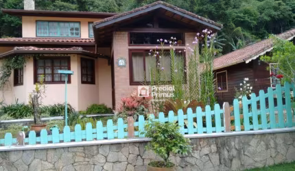 Casa à venda, 240 m² por R$ 900.000,00 - Chácara Paraíso - Nova Friburgo/RJ