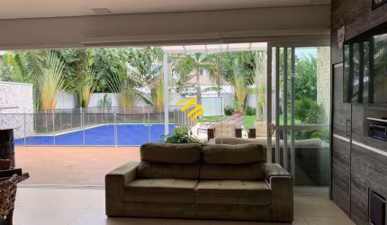 Sobrado à venda em Paulínia, Parque Brasil 500, com 3 suítes, com 330 m², Residencial Villa Lobos