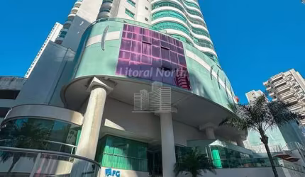 Apartamento na Avenida Brasil.