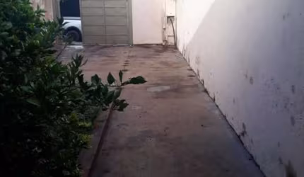 Casa para Venda em Ribeirão Preto, Vila Abranches, 2 dormitórios, 1 banheiro, 2 vagas