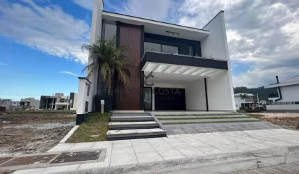 CASA 3 SUÍTES - ACQUA