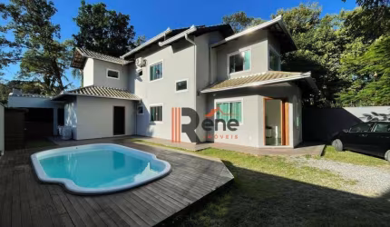 Casa, 3 quartos, Estaleiro Balneário Camboriú, SC.