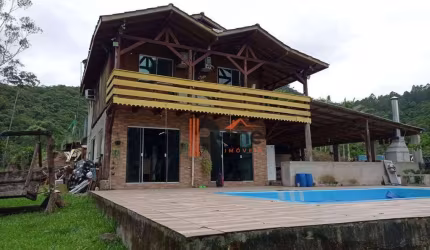 Sitio  3 quartos, Kaetes, Camboriú SC.