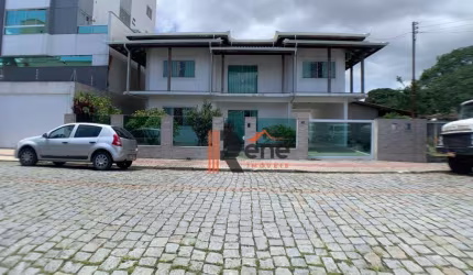 Casa 5 quartos no Centro de Camboriú SC