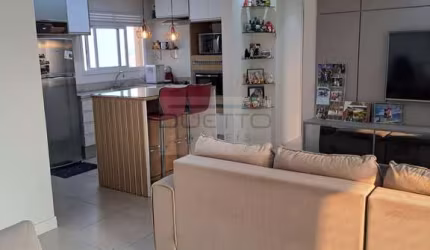 Apartamento de 03 dormitórios, sendo 01 suíte, à venda no Alto Ipiranga, Mogi das Cruzes - SP