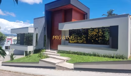 Casa com 3 quartos à venda na Rua dos Curiós, 1, Pedra Branca, Palhoça por R$ 2.300.000