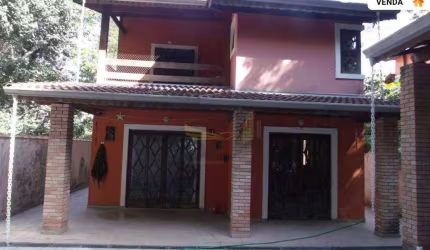 Casa com 4 dormitórios à venda com 300 m² em Jandira SP