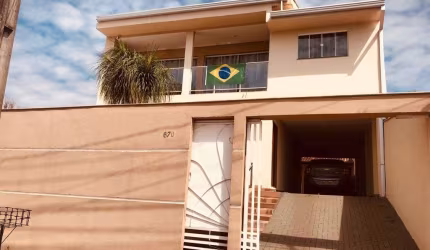 Casa para Venda em Londrina, Portal de Versalhes 2, 4 dormitórios, 1 suíte, 3 banheiros, 3 vagas