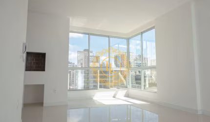 Ótimo Apartamento com 3 dormitórios à venda, 96 m² em Meia Praia - Itapema/SC
