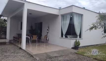 Casa em condomínio fechado com 3 quartos para alugar na Rua Cardida Freitas da Rosa, Praia do Meio, Palhoça por R$ 2.750