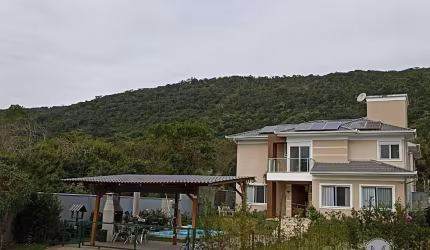 Casa em condomínio fechado com 5 quartos à venda na Rua Deputado Walter Gomes, Santo Antônio de Lisboa, Florianópolis por R$ 2.200.000