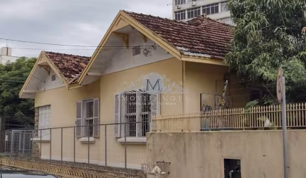 Casa com 2 quartos à venda na Rua Presidente Coutinho, Centro, Florianópolis por R$ 2.768.000