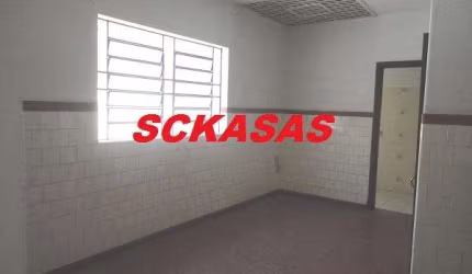 TERRENO COM 3 CASAS, SENDO 2 EDÍCULAS