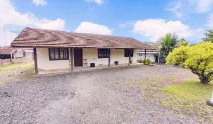 Casa à venda, 2 quartos, Bairro Barra do Rio Cerro, Jaraguá do Sul/ SC.