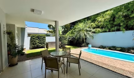 Casa à Venda em Jaraguá do Sul com 3 quartos sendo 1 suíte – Bairro Amizade