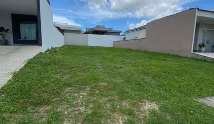 Terreno em condomínio fechado à venda na Rua das Cajazeiras, Eusébio, Fortaleza por R$ 250.000