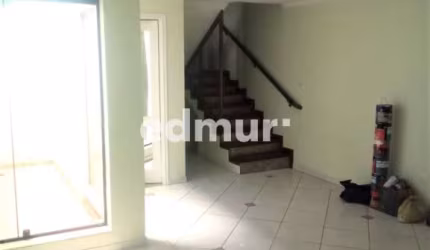 Casa com 3 quartos à venda no Jardim Santo Alberto, Santo André  por R$ 930.000