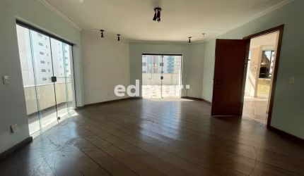 Cobertura com 4 quartos para alugar na Vila Bastos, Santo André  por R$ 6.000