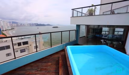COBERTURA FRENTE PARA O MAR em Balneário Camboriú.