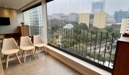 Apartamento a Venda em São Paulo, com contrato de locação ativo.