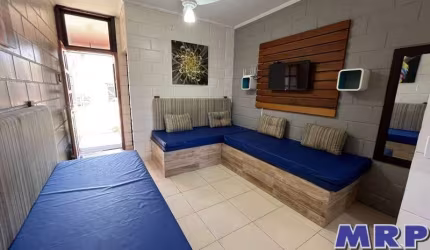 Apartamento à venda na Praia do Sape: 1 quarto, a 200 metros da praia. Com piscina.