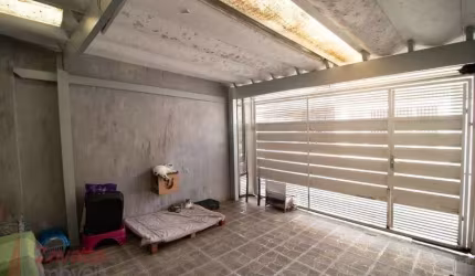 Oportunidade imperdível: Casa à venda em São Paulo-SP, Vila Constança. 3 quartos, 1 suíte, 2 salas, 2 banheiros, 1 vaga, 170m².